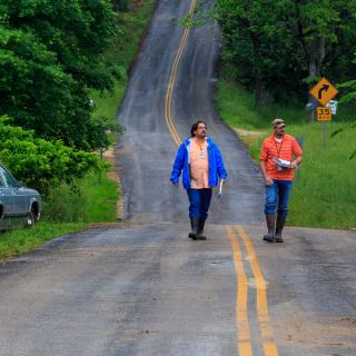 MO-PDA Carter Co walking back roads